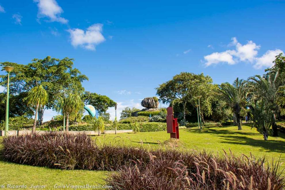 Imagem do jardim no lindo Parque Pedra da Cebola em Vitória.